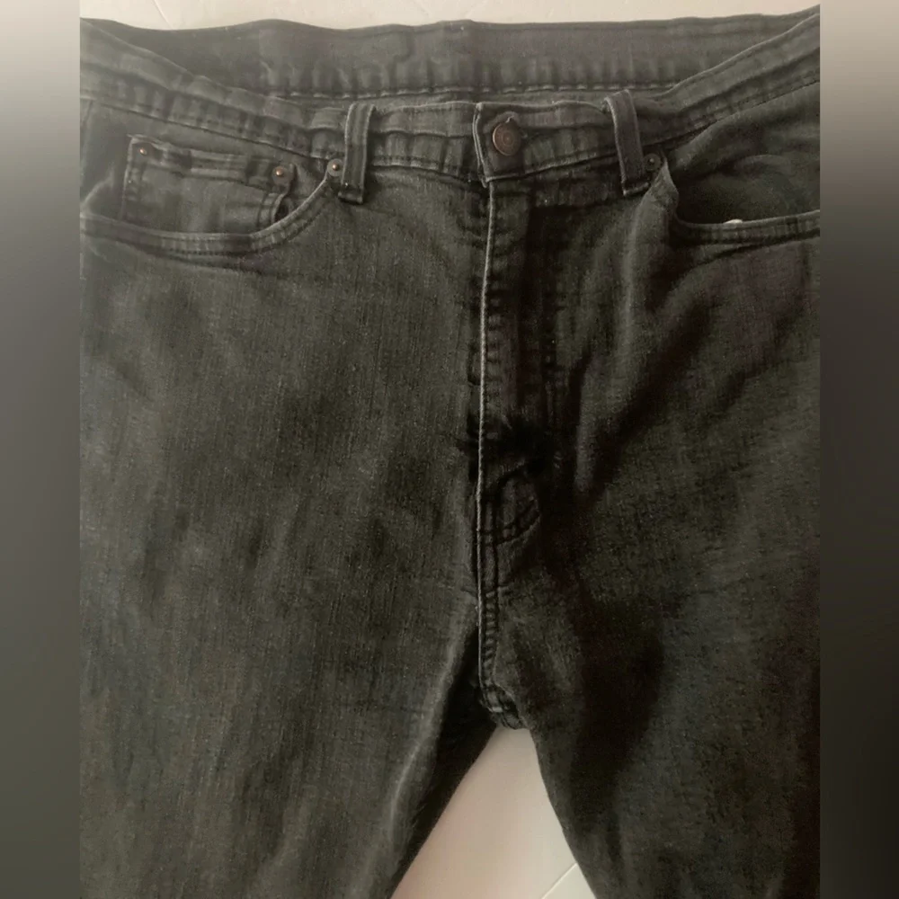 Levi's Men's 36W 31L Black Straight leg Jeans